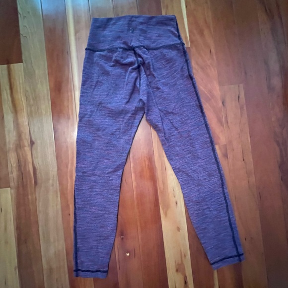 Lululemon Wunder Under Cropped Leggings Purple patterned space dye size 4 - Picture 8 of 8